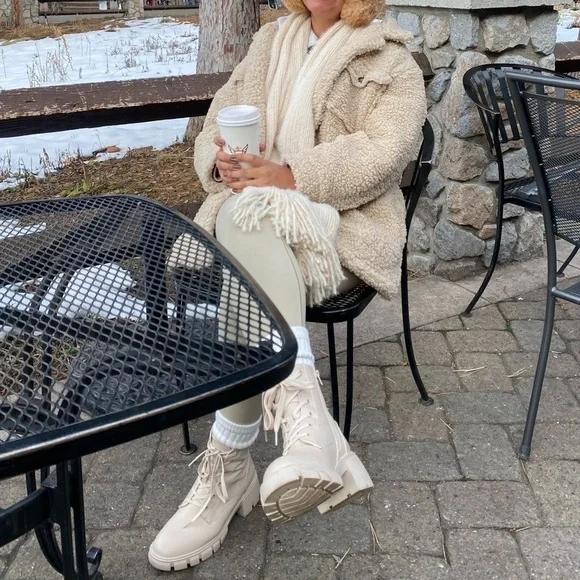 Hayden Sherpa Button Shaket in Cream Large - Picture 3 of 14